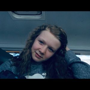 Meet your Posher, Kara